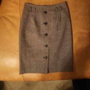 H&M Black and Gray Checkered Pencil Skirt